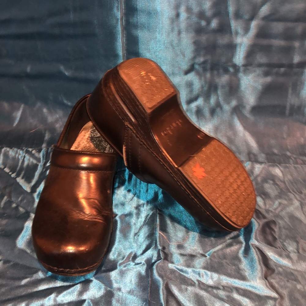 Dansko clogs - Picture 4 of 8